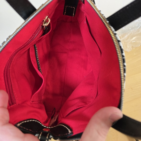 Dooney & Bourke Domed Houndstooth Saffiano Leather Satchel Crossbody Handbag - Picture 9 of 16